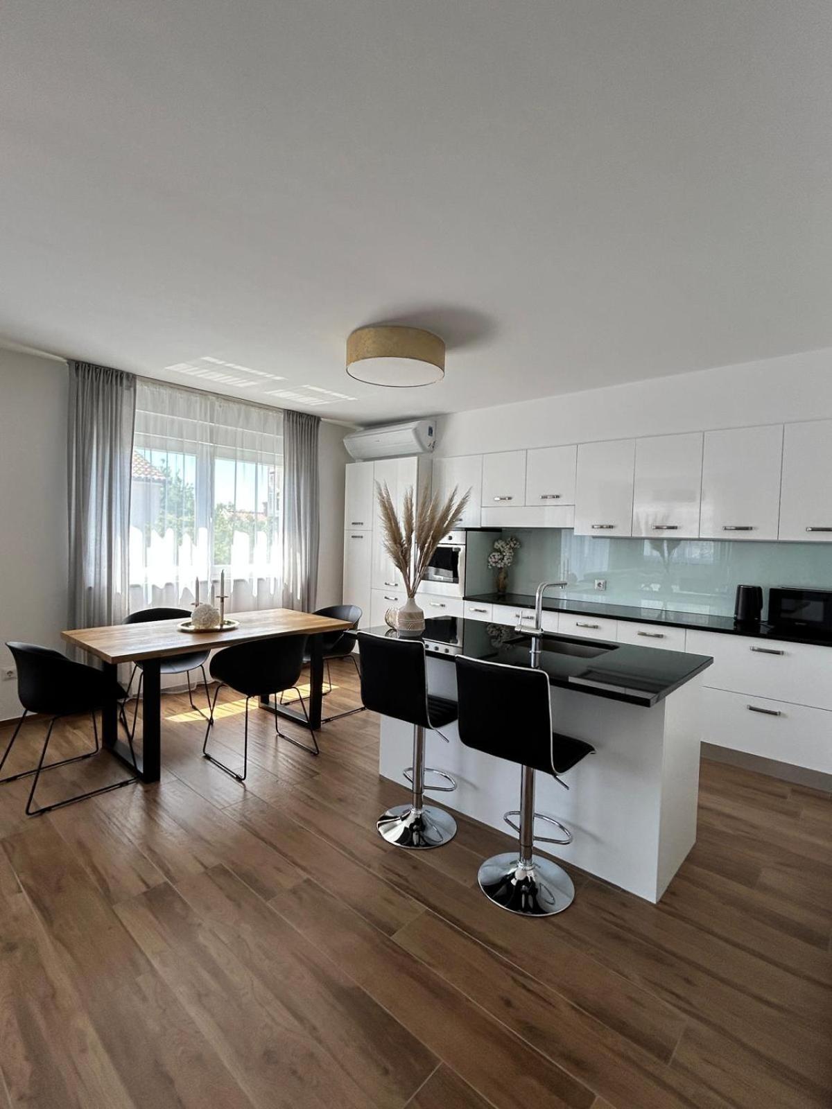 Apartman Rada Kraljevica Bagian luar foto